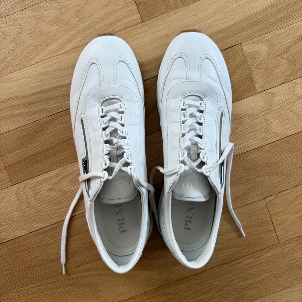 Prada White Leather Men's Low-Top Sneakers with Black Logo Detail - Picture 3 of 10